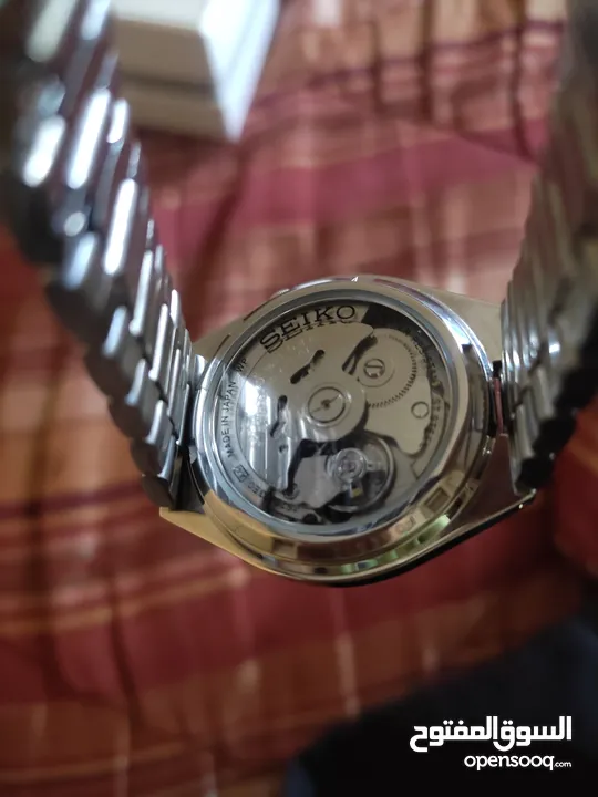 الساعة  نادرة وشغالة 100 بالمية  Seiko 7s26 03E0