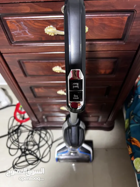 Vacuum cleaner (with cord)