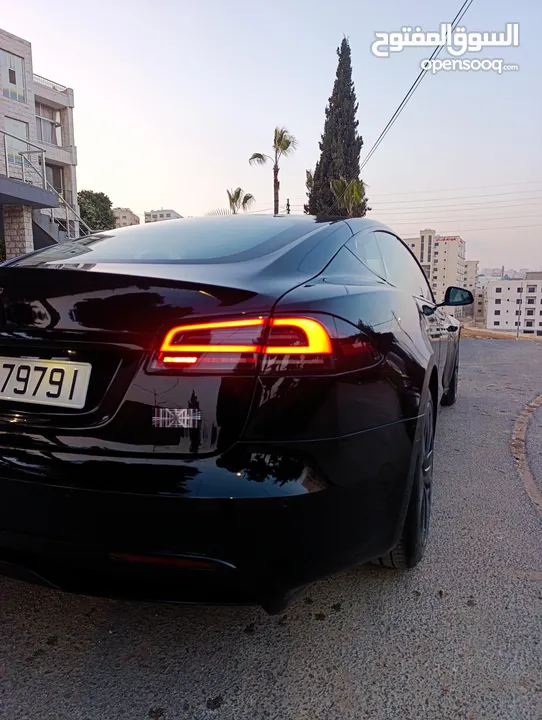 TESLA MODEL S PLAID 2022