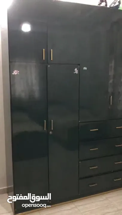 غرفة نوم اطفال أو شباب