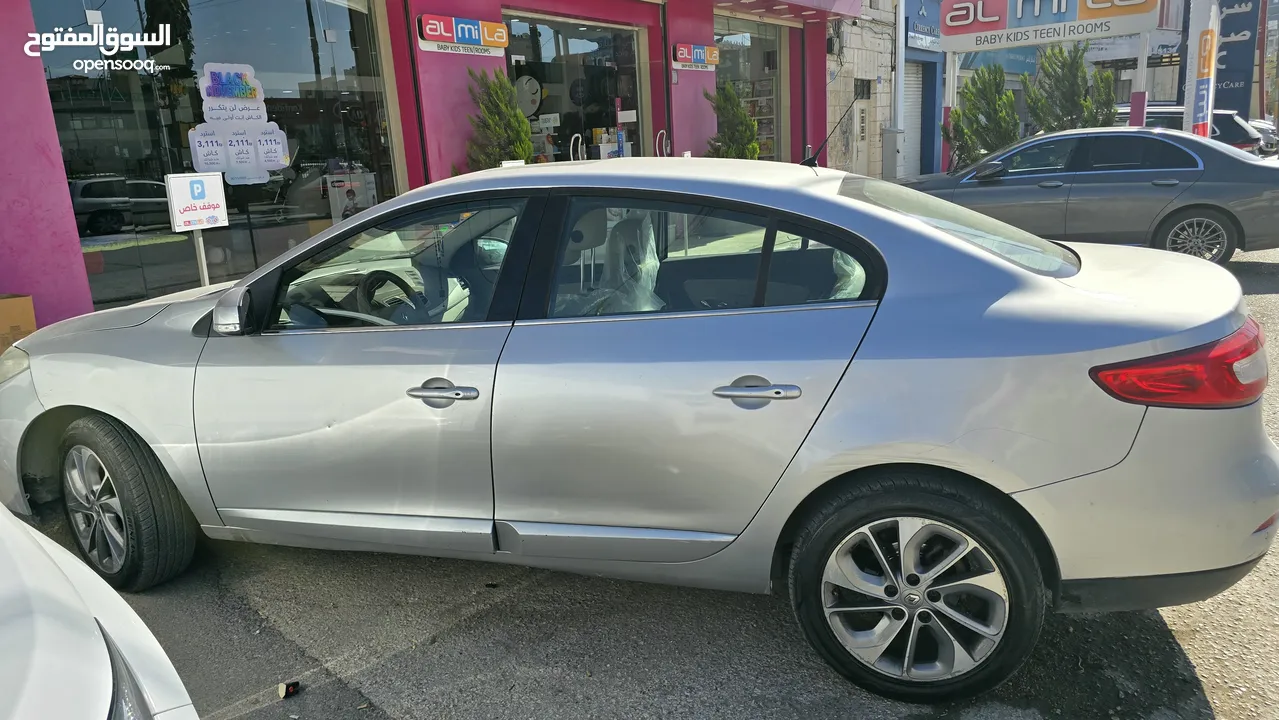 رينو فلونس 2016