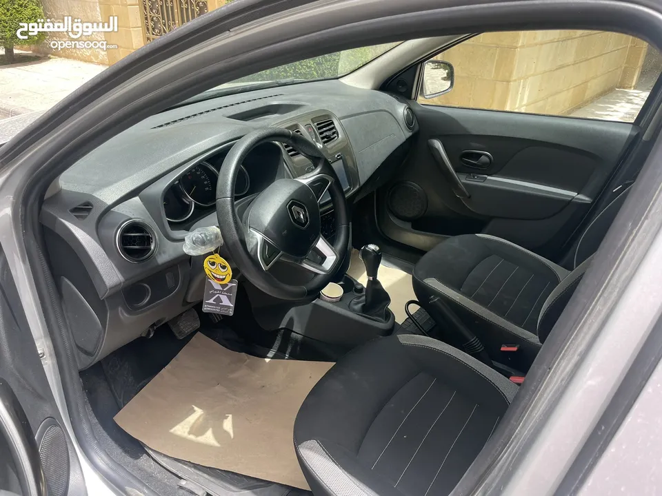 Renault stepway 2019 Full loaded قابل البدل على سياره احدث