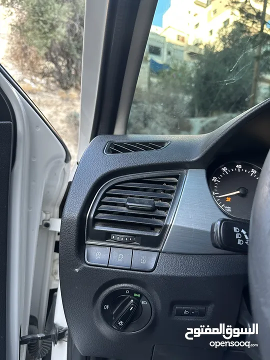 للبيع او البدل بالسعر الطبيعي سكودا فابيا جديده بالصلاة على النبي.