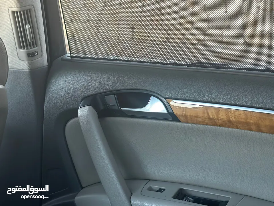 جيب اودي Q7 2007  كوارتر فل اوبشن كامل بانوراما اعلى صنف فحص كامل بحالة الوكالة