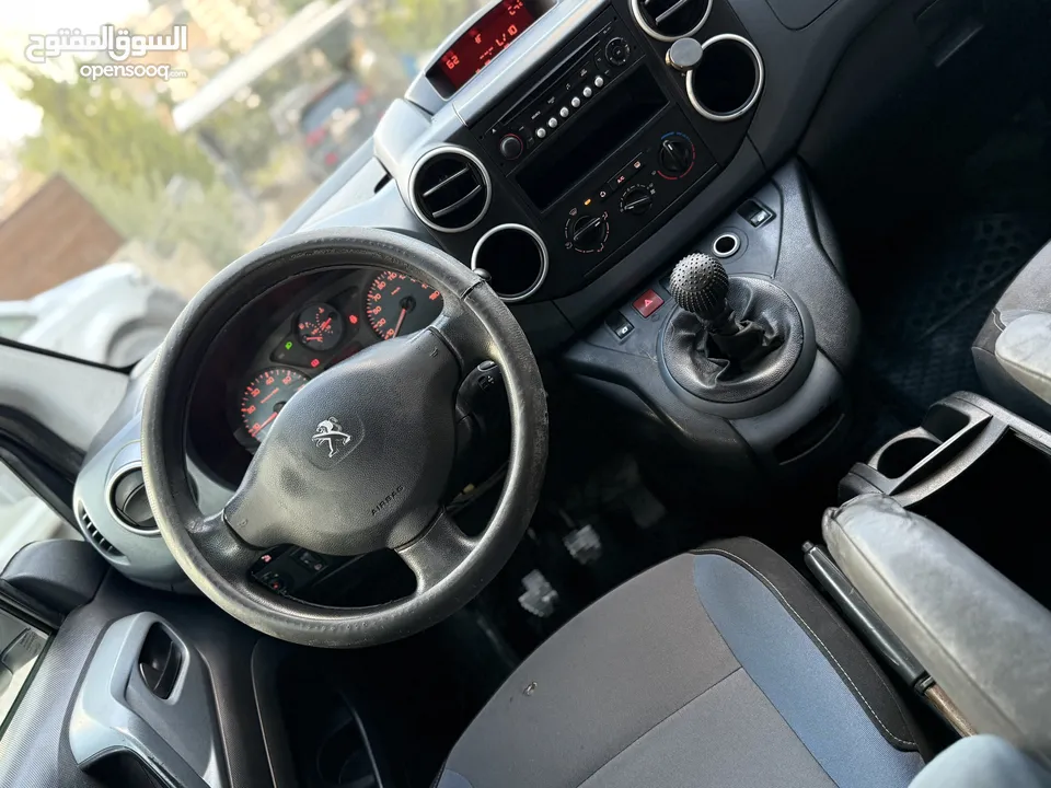 بيجو بارتنر 2015 7 ركاب