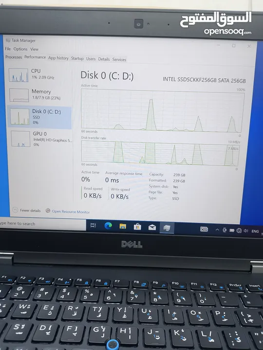 كور أي 7 الجيل 6 .الهارد 256  ssd . الرام 8 .   حجم الشاشة 14