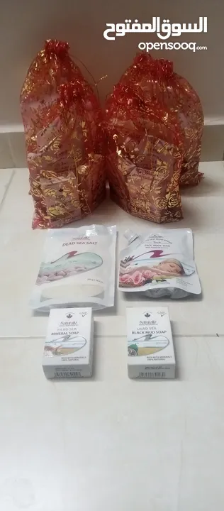 بكج منتجات البحر الميت هدايا طينه املاح صابون