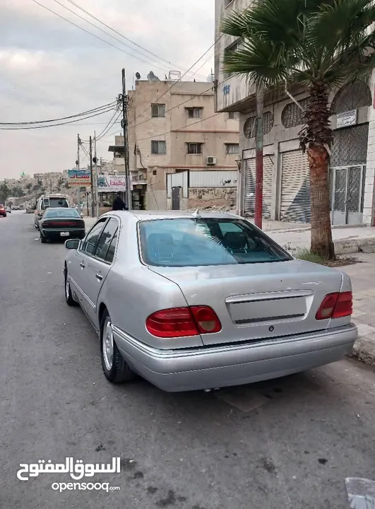 مرسيدس E200 قرش ونص
