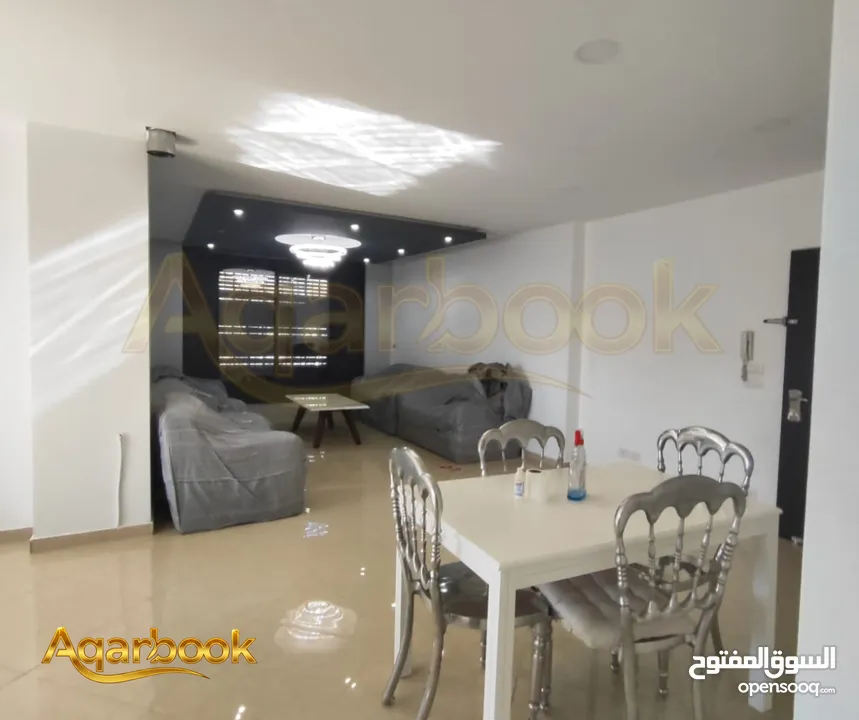 شقة للايجار مفروشة خلف مجمع رام الله الطبي
