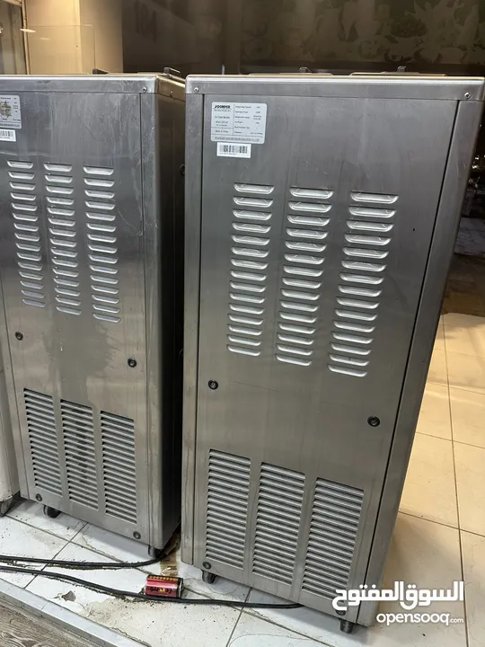 مكاين بوظة ايس كريم دنبر نفخ عدد 2 بحالة ممتازة