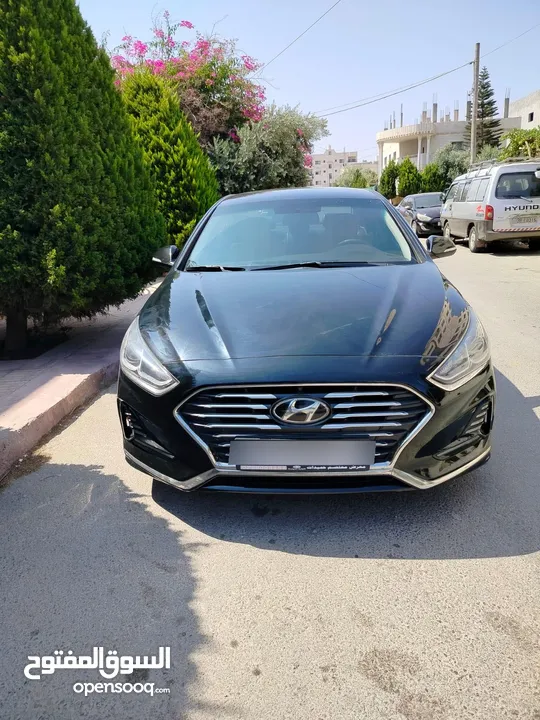 هيونداي سوناتا 2018 7جيد بحال الشركه ممشى قليل  استخدام شخصي مرفق ورقة الفحص