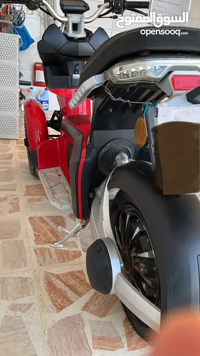 Electric scooter (DOOHAN-iTANK) 3000 watt.(for sale in salt city).السلط