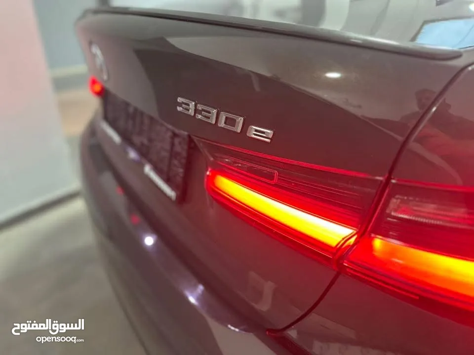 BMW 330e 2022 M-Sport Pro 50th anniversary. Carbon Fiber