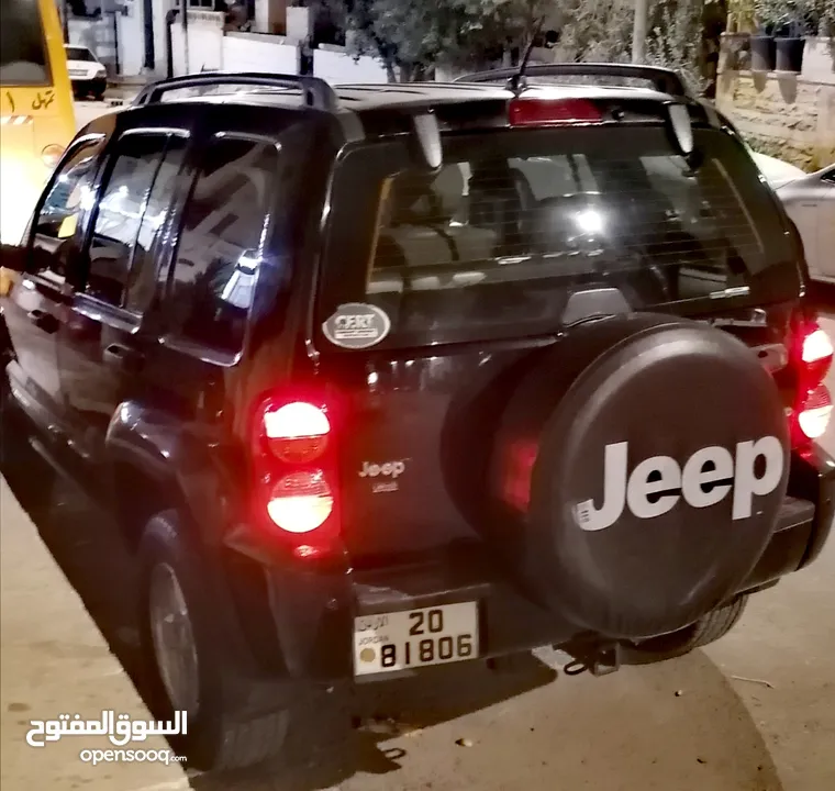 جيب ليبيرتي 2002  امريكي2WD  فحص كاش 4999 د و قابل اقساط