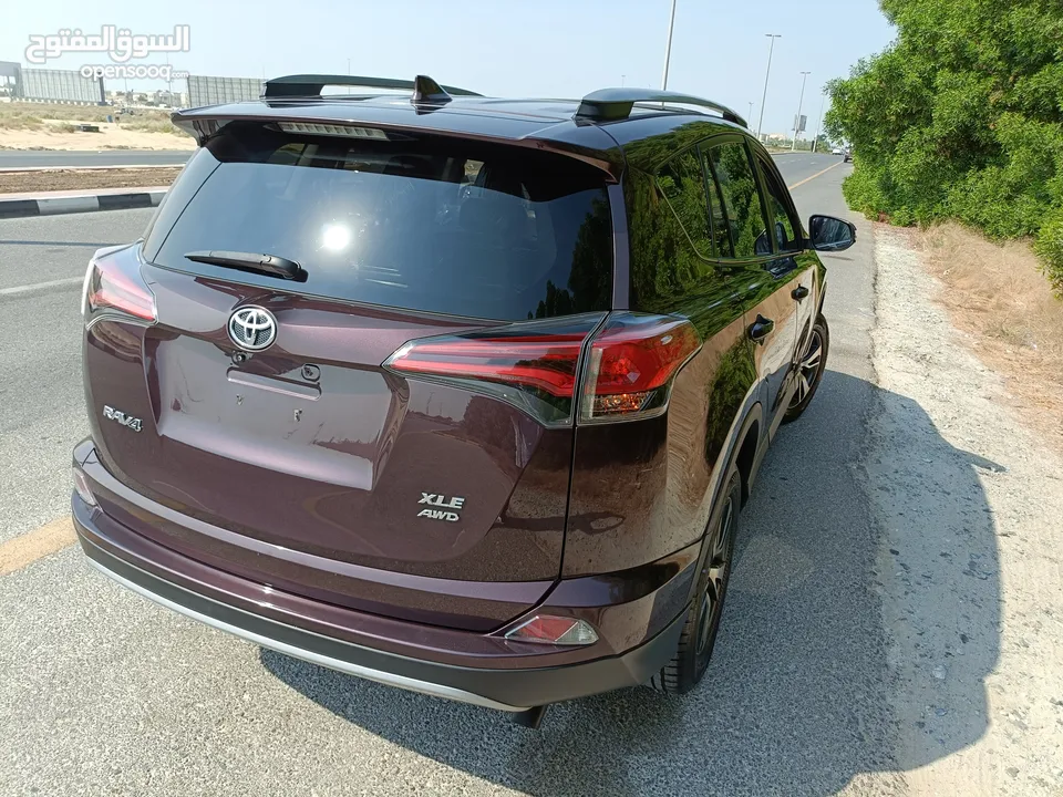 2018 RAV4 XLE 4X4 full option maroon.import From USA...