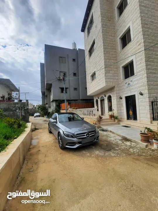 مرسيدس بنز الفئه c200 بنزين