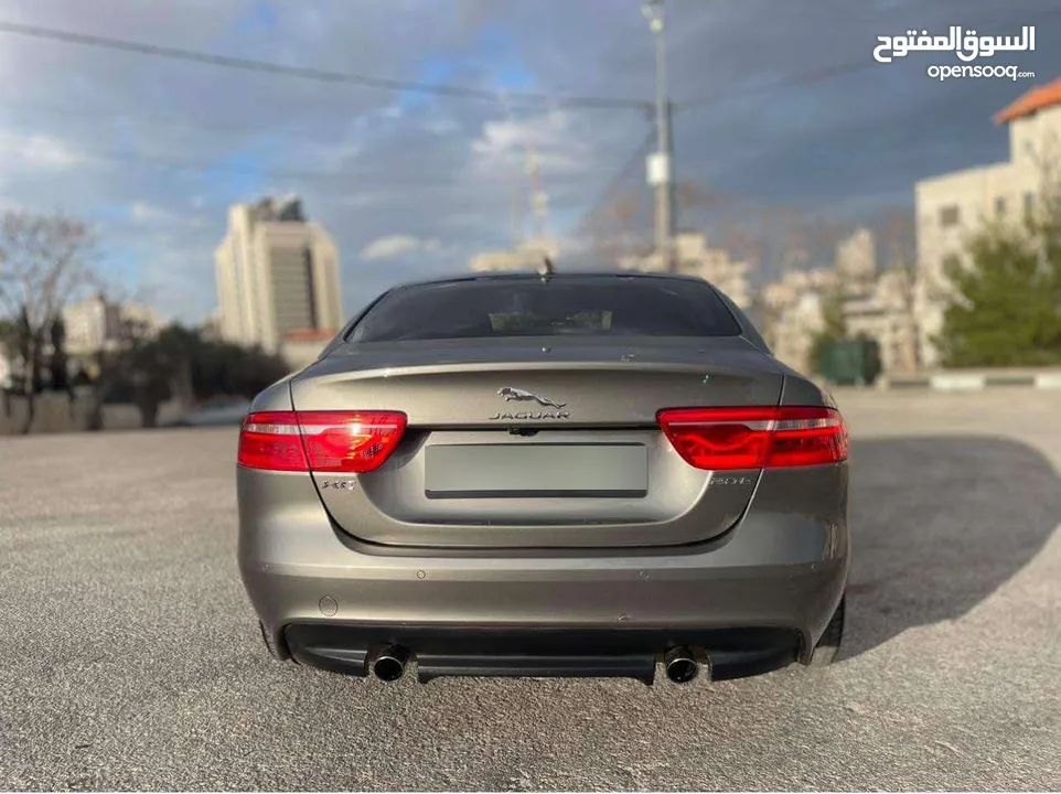 جاكوار للبيع ( حرق سعر بسبب السفر )