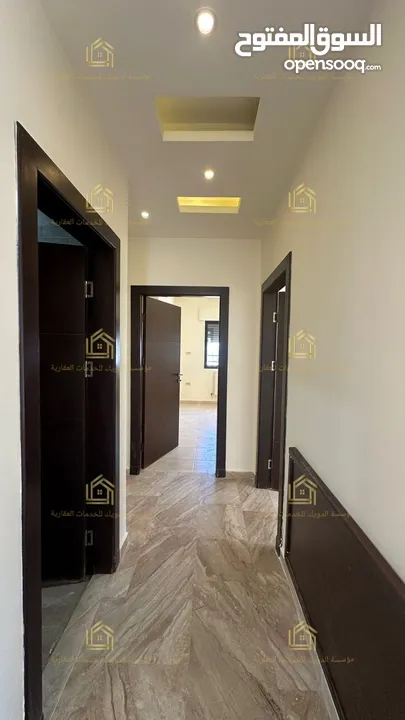 شقة سوبر ديلوكس - النخيل - 3نوم 2ماستر - 240م - بلكونات بإطلالــــه مميزة - موقع مميز