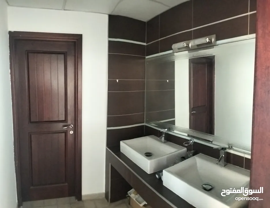 Villa for rent in Al Azaiba 18 November