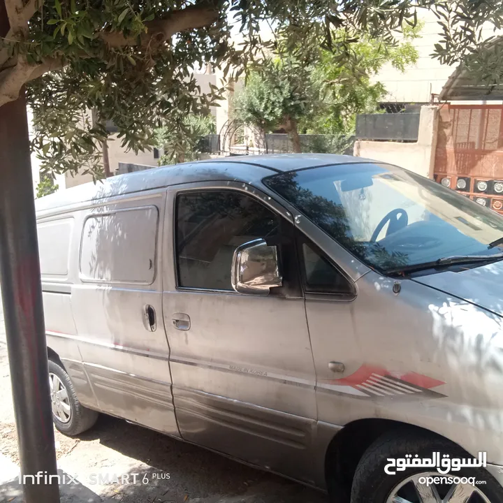 للبيع بسعر مغري باص ستاركس