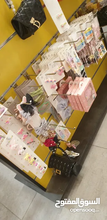 تصفية محل شنط واكسسوارات