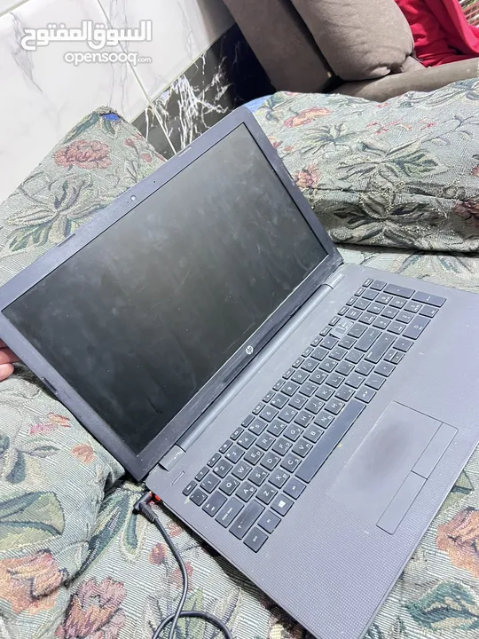لابتب hp  نضيف بطاريه نخب معه شاحن فقط  بسعر حرق 75 دينار