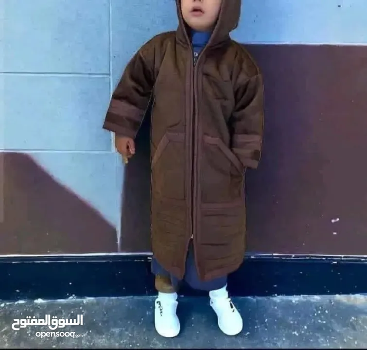 فروة شتوية للأطفال بقبعة مدمجة