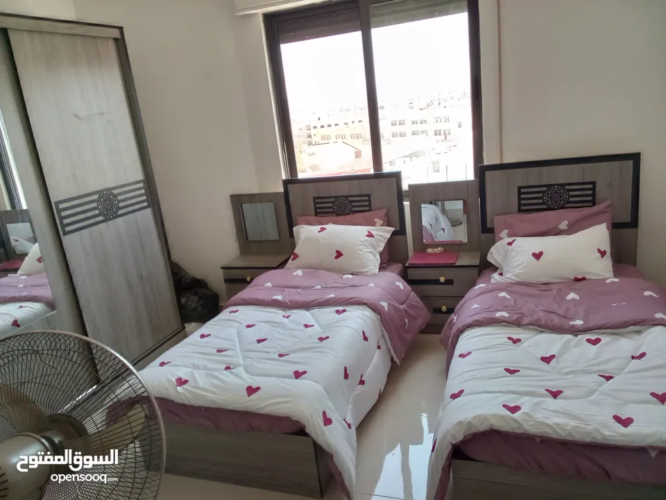 غرفة نوم شبابي