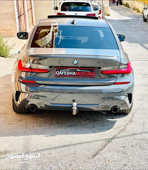 بي ام 330i