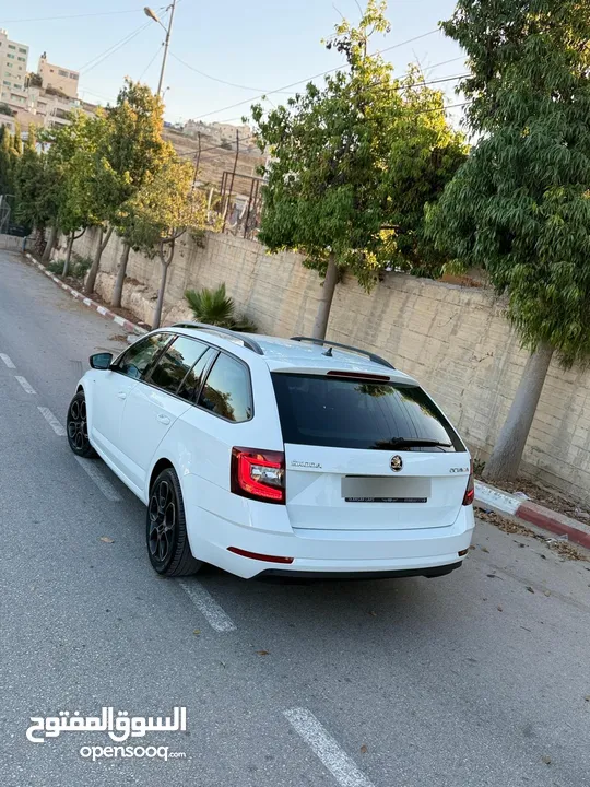 سكودا اوكتافيا للبيع