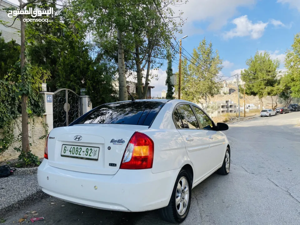 هونداي فيرنا 2007 ماتور 1600 سيارة ممتازة جداً وبوضع فوق الممتاز الله يبارك لصاحب التصيب..