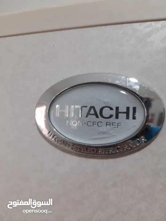 ثلاجة Hitachi مستعملة للبيع  بحاجه لتشيك وصيانه خفيفه