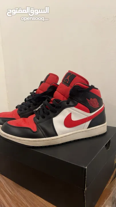 Air Jordan 1 mid size 44