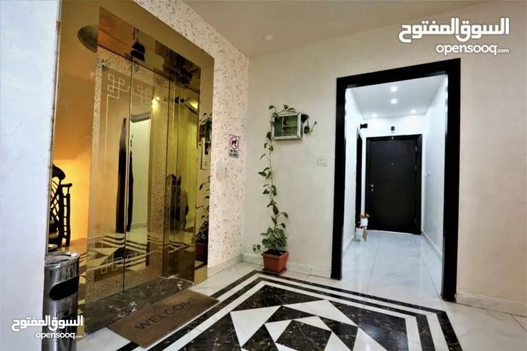 استديو مفروش بالسابع