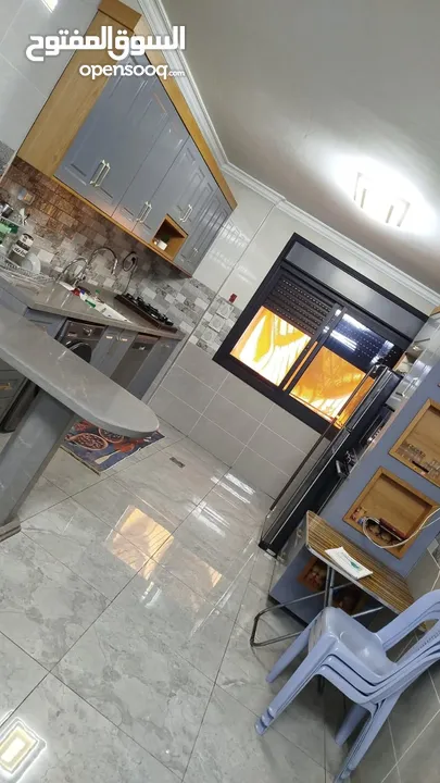 شقة مشطبة للبيع اطلالة ساحرة ع كل مدينة نابلس في دوار التعاون