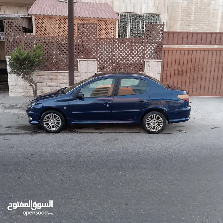 بيجيو 206 يوجد فيها كبسه للسرعه   بيجيو 206 سيدان بحال الوكاله   للتواصل على الدردشه الرجاء عدم