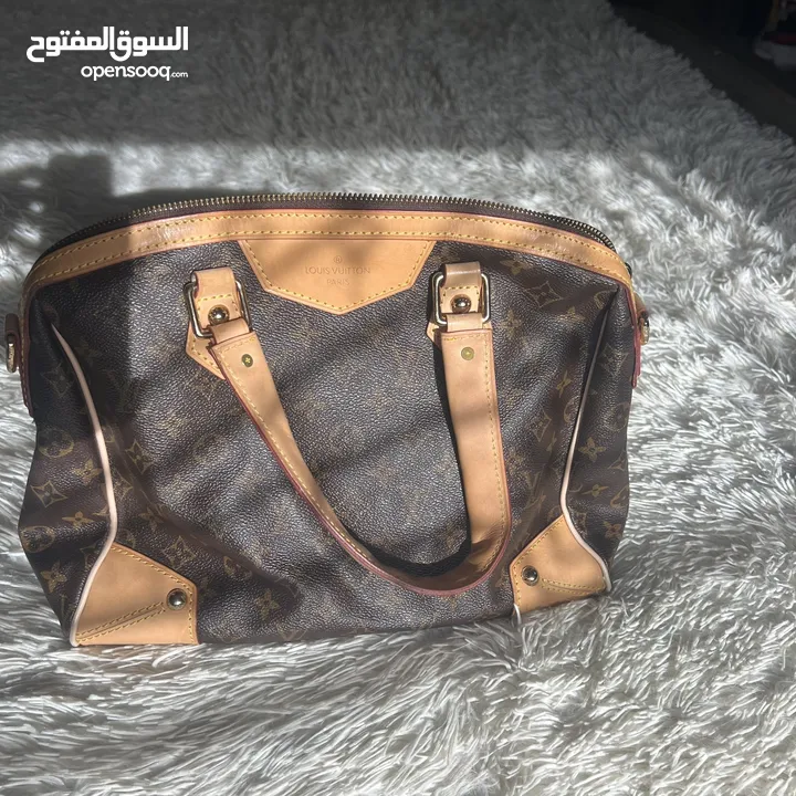 شنته و حقيبه لويس فيتون كوبي ماستر