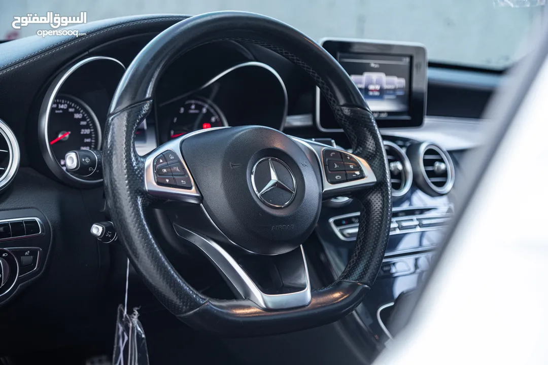 Mercedes C200 Amg kit 2015 مميزة جدا،  وارد و بحالة الوكالة