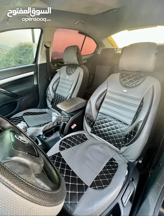 سكودا رمش برايفت  2011