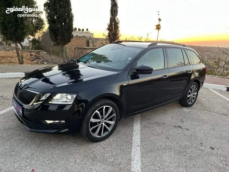 skoda octavia station