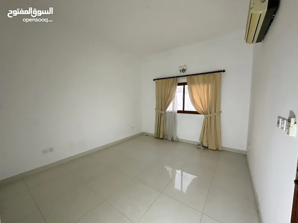 شقة حديثة للايجار في البسيتين بالقرب من الجامعة الايرلندية