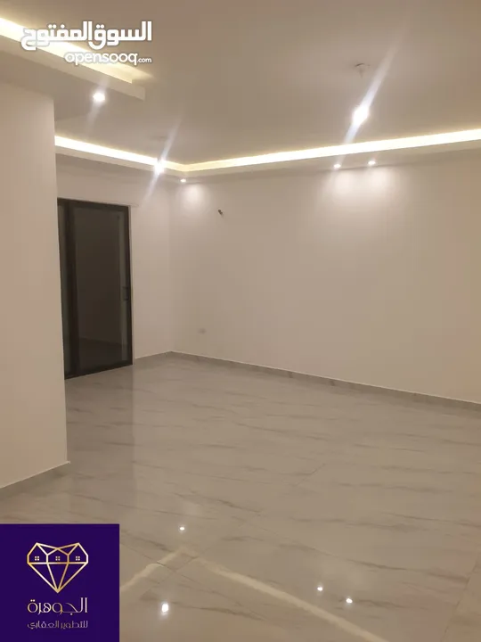 شقة أرضية فخمه ومميزة جديدة لم تسكن لقطه وبسعر مغري جداااا عرض خاص للبيع في أرقى مناطق خلدا