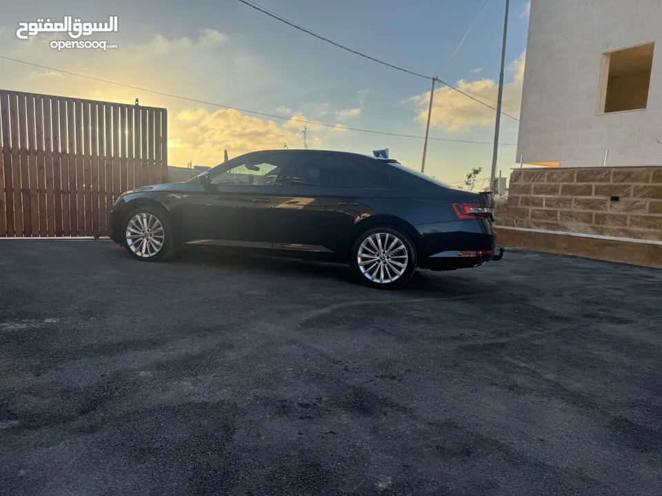سكودا سوبيروب