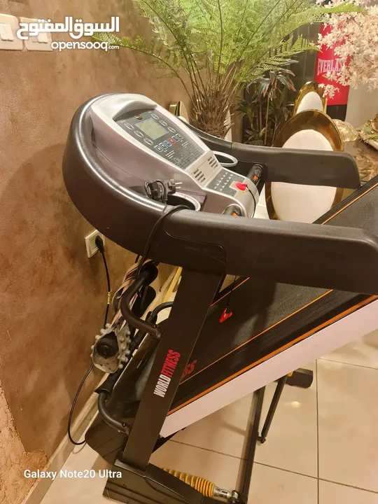 جهاز رياضة بحالة الوكالة استعمال شهرين