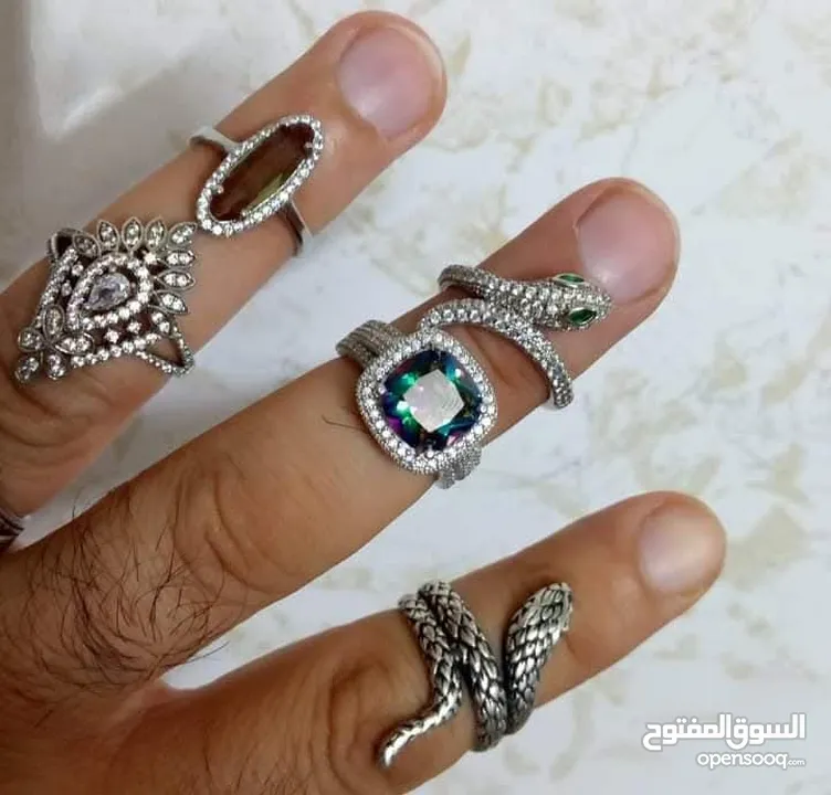 خواتم فضه مطعمه بالحجر الكريم