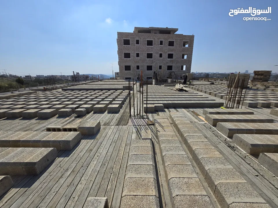 شقق سكنية للبيع موقع مميز