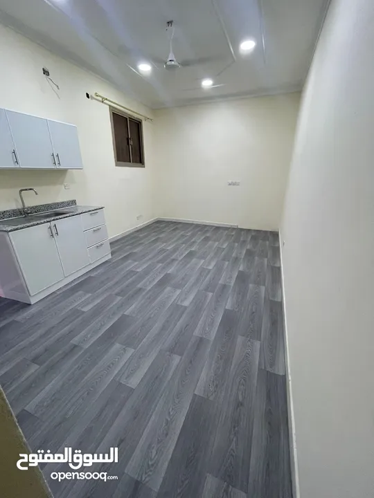 Free ewa 1 bedroom+kitchen+1 bathroom with ewa for rent