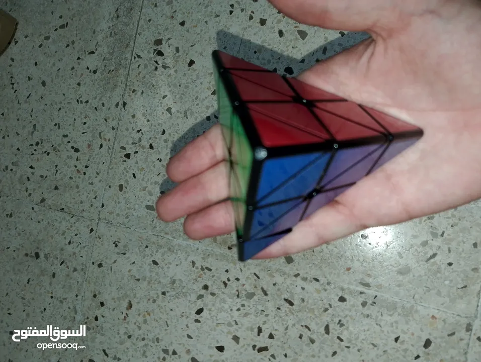 مثلث روبك اصلي اربع اوجة سلس جدا