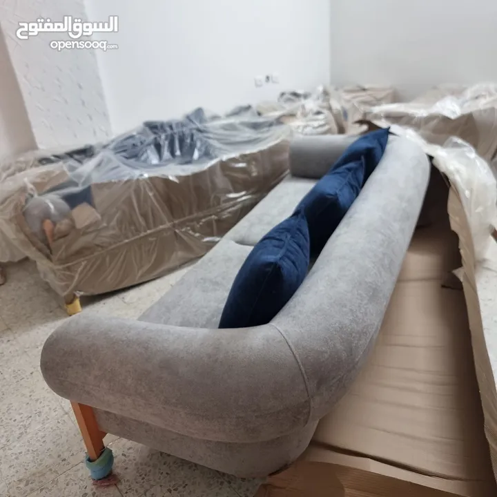 طقم كنب جديد غير مستعمل 8 مقاعد