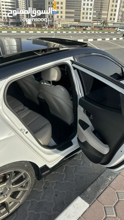 2020 Hyundai Veloster 1.6t ultimate